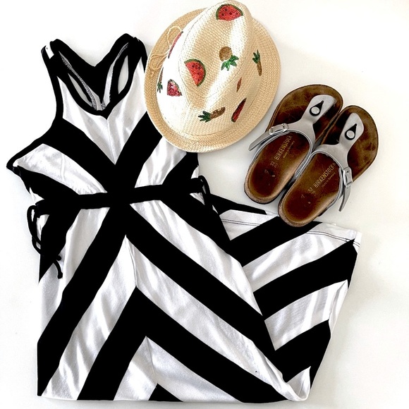 Joe Fresh Black and White Kids Casual Dress - Picture 1 of 6